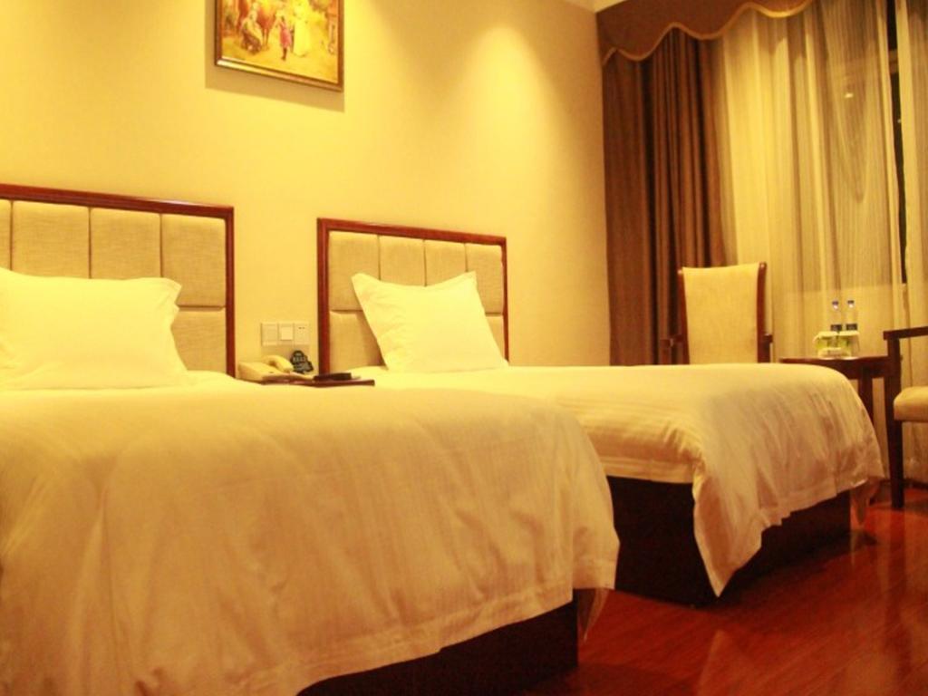 Greentree Inn Guangzhou Panyu Chimelong Happy World Business Hotel Exterior photo