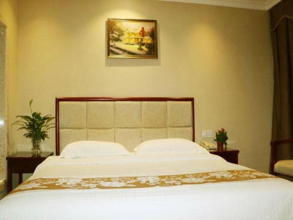 Greentree Inn Guangzhou Panyu Chimelong Happy World Business Hotel Exterior photo