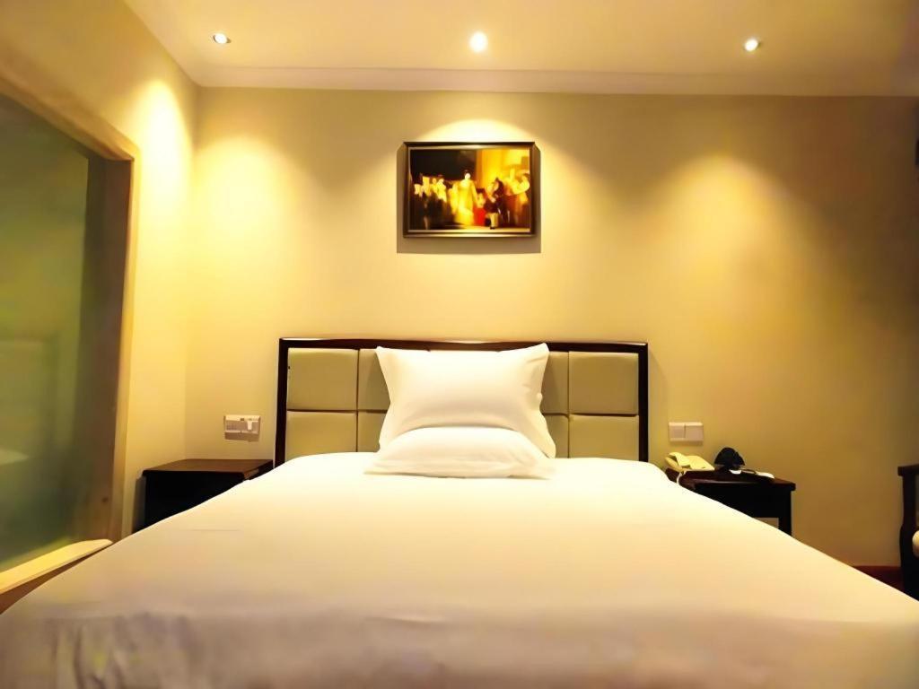 Greentree Inn Guangzhou Panyu Chimelong Happy World Business Hotel Exterior photo