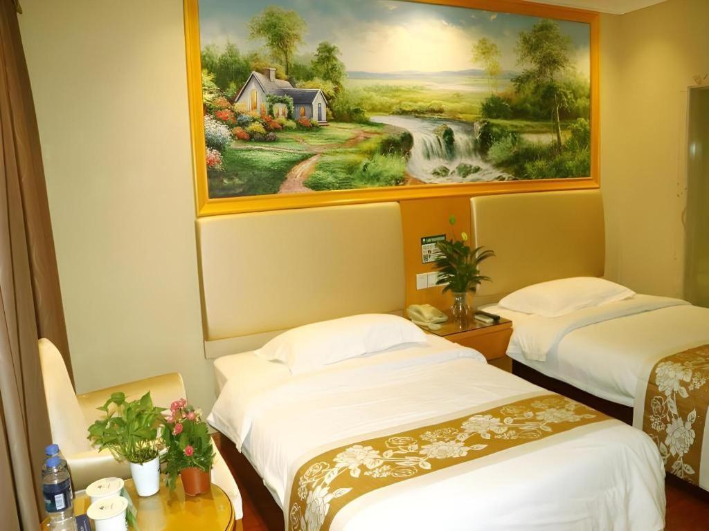 Greentree Inn Guangzhou Panyu Chimelong Happy World Business Hotel Exterior photo