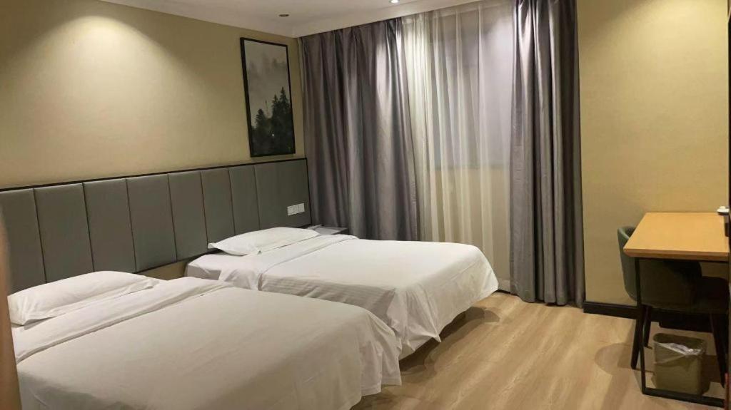 Greentree Inn Guangzhou Panyu Chimelong Happy World Business Hotel Exterior photo