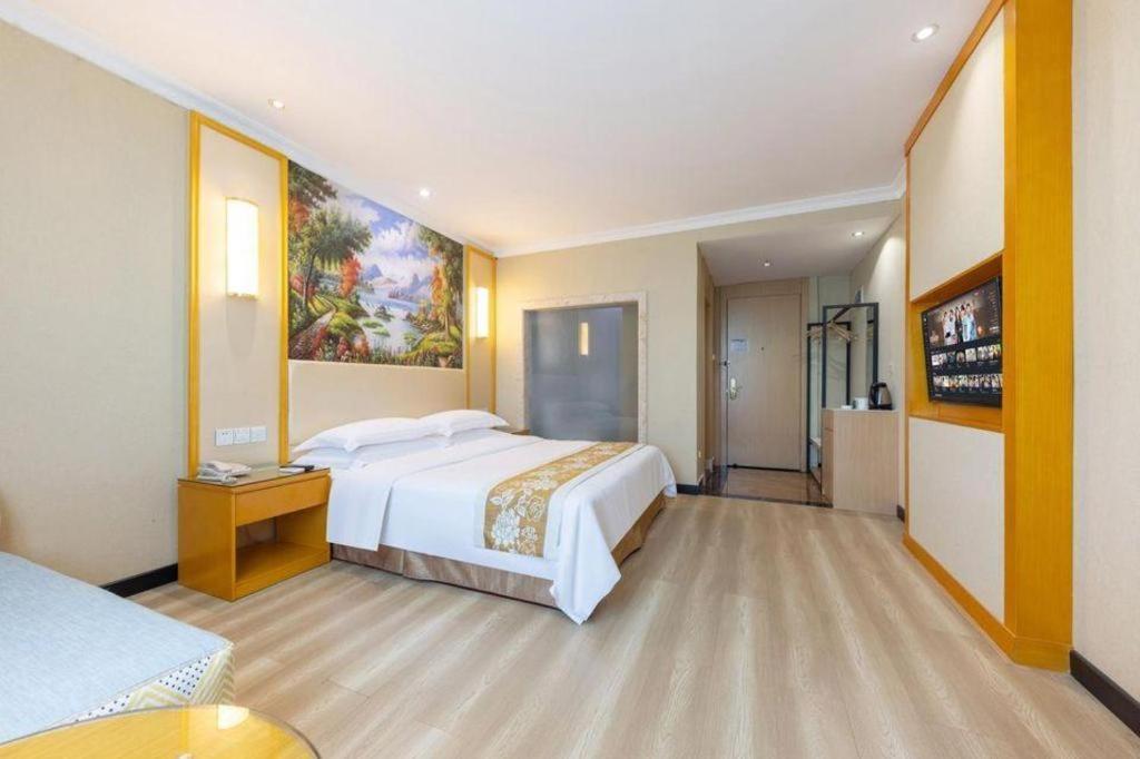 Greentree Inn Guangzhou Panyu Chimelong Happy World Business Hotel Exterior photo