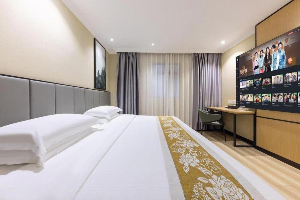 Greentree Inn Guangzhou Panyu Chimelong Happy World Business Hotel Exterior photo