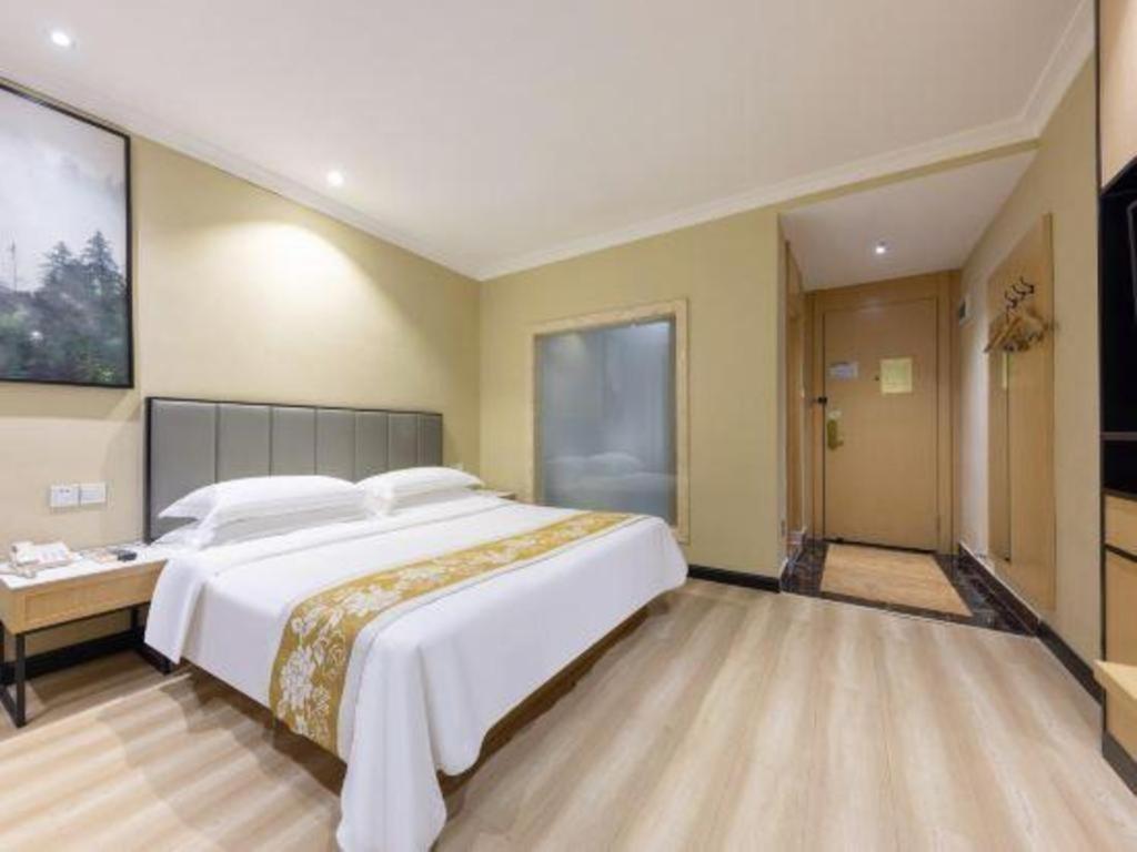 Greentree Inn Guangzhou Panyu Chimelong Happy World Business Hotel Exterior photo